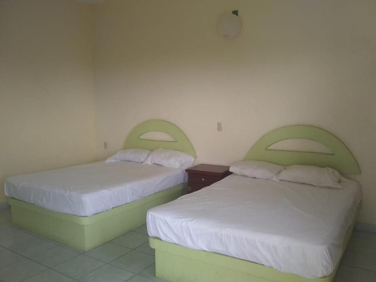 Hotel Azulejos Playa Chachalacas ภายนอก รูปภาพ