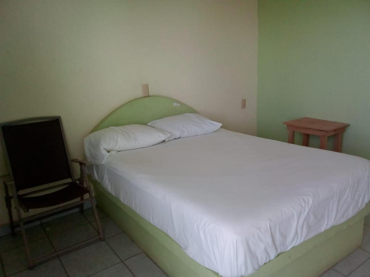 Hotel Azulejos Playa Chachalacas ภายนอก รูปภาพ