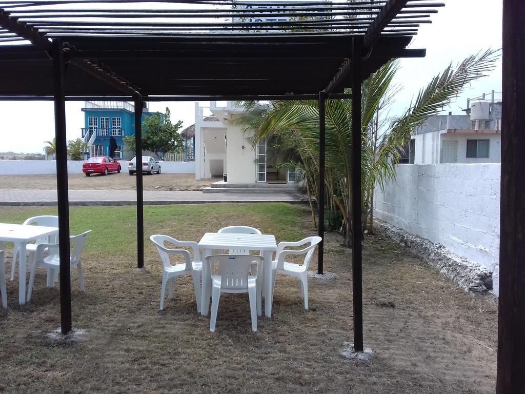 Hotel Azulejos Playa Chachalacas ภายนอก รูปภาพ
