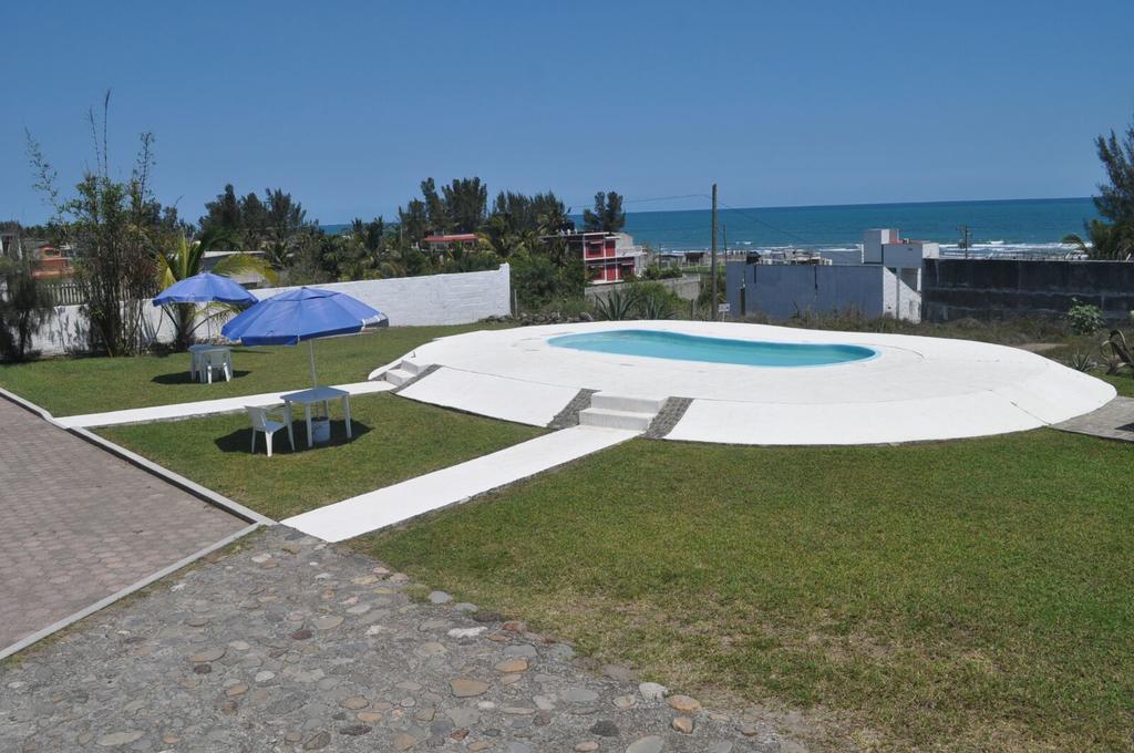 Hotel Azulejos Playa Chachalacas ภายนอก รูปภาพ